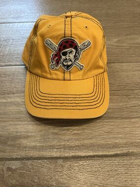 Pittsburgh Pirates ‘47 Yellow Alternate Logo Cap Jolly Roger Dad Hat Adjustable